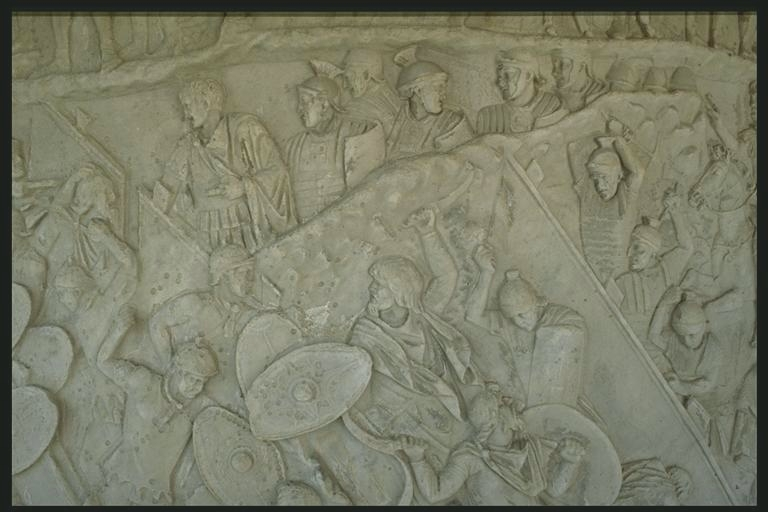 Dacians assault a Roman fort