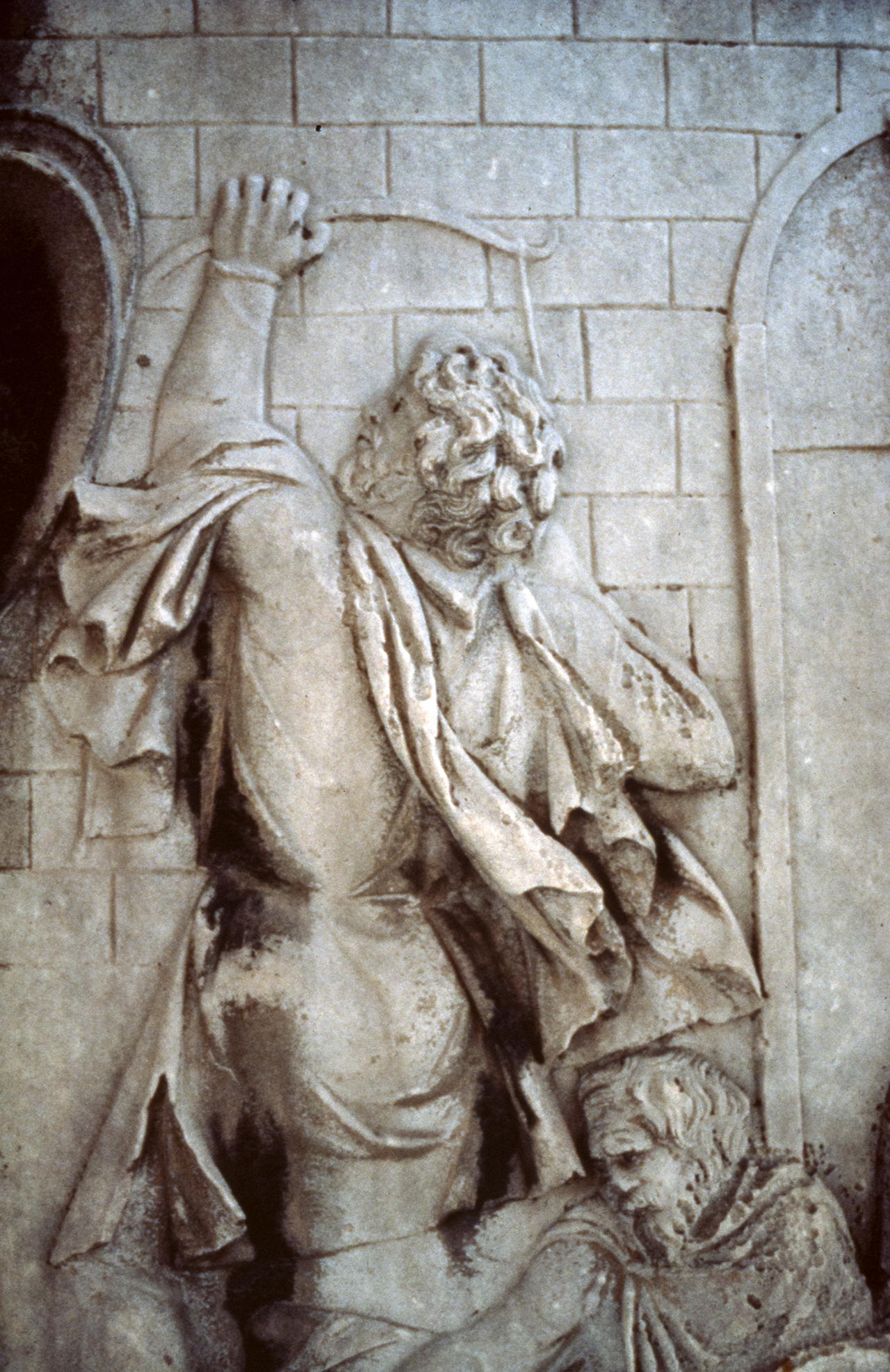 Dacian assaulting a Roman fort