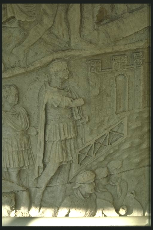Trajan approaches a fortress